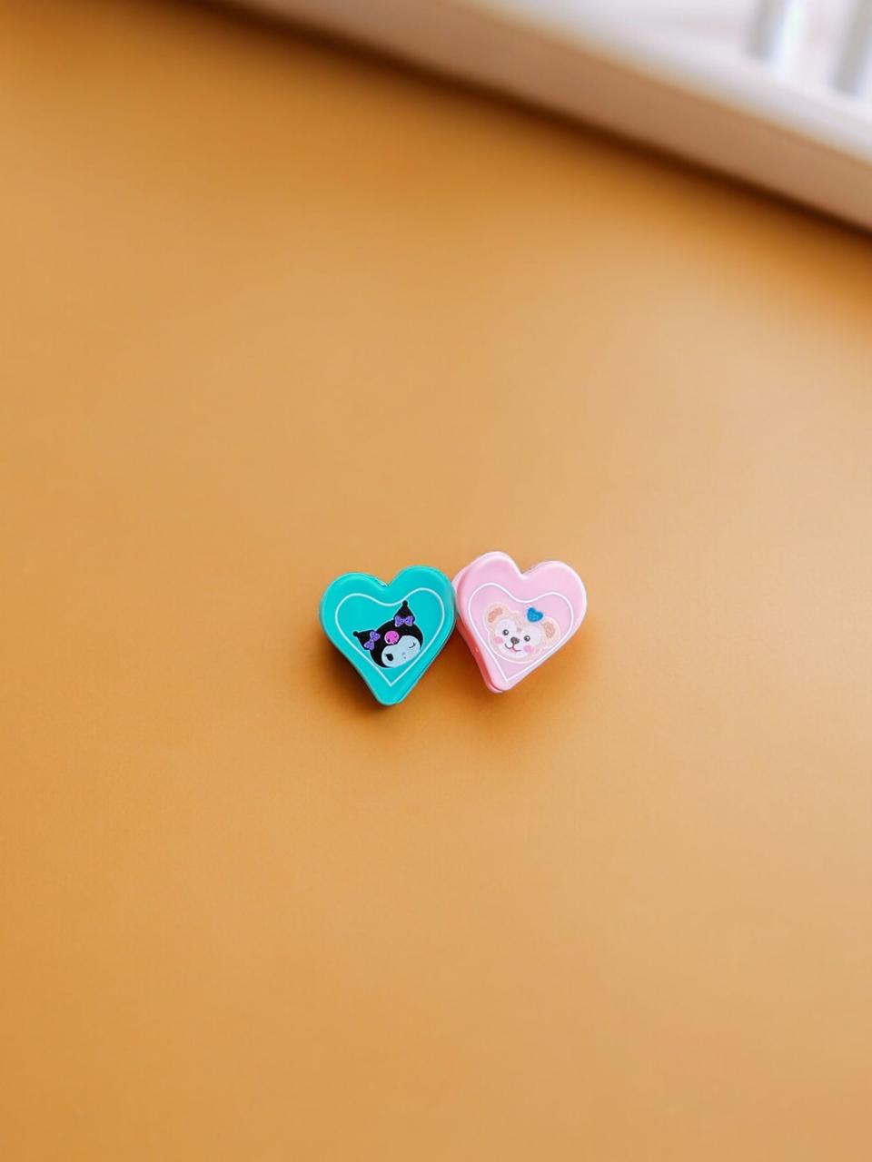 Hearts Aflutter: Mini Heart Claw Clip Set for Kids