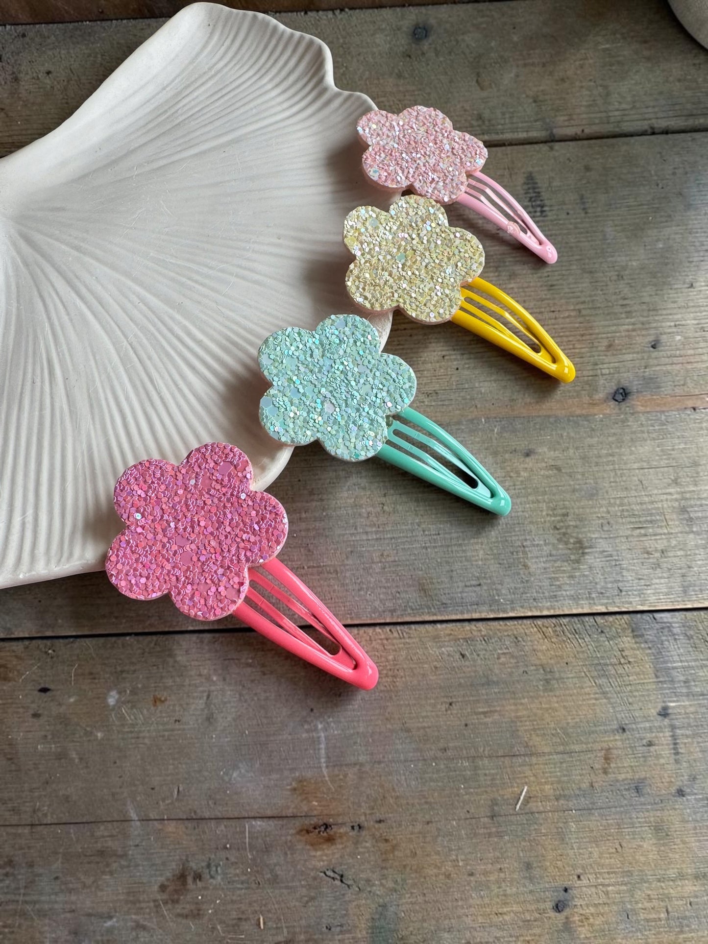 The Glitter Blossom BB Clip Sets
