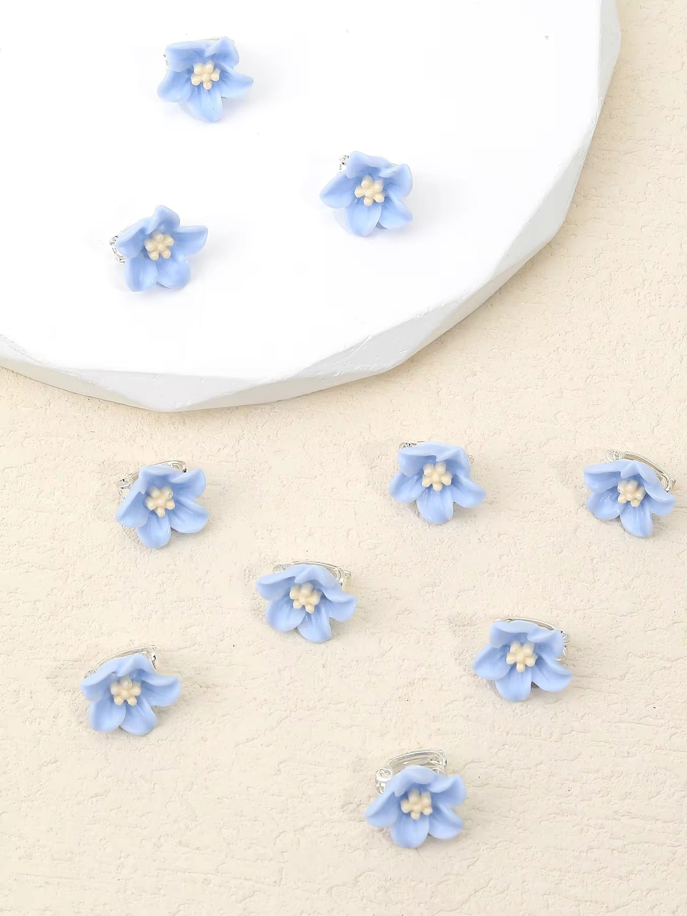 Tiny Bloom Hair Clips for Babies and Toddlers (Set of 5 clips)