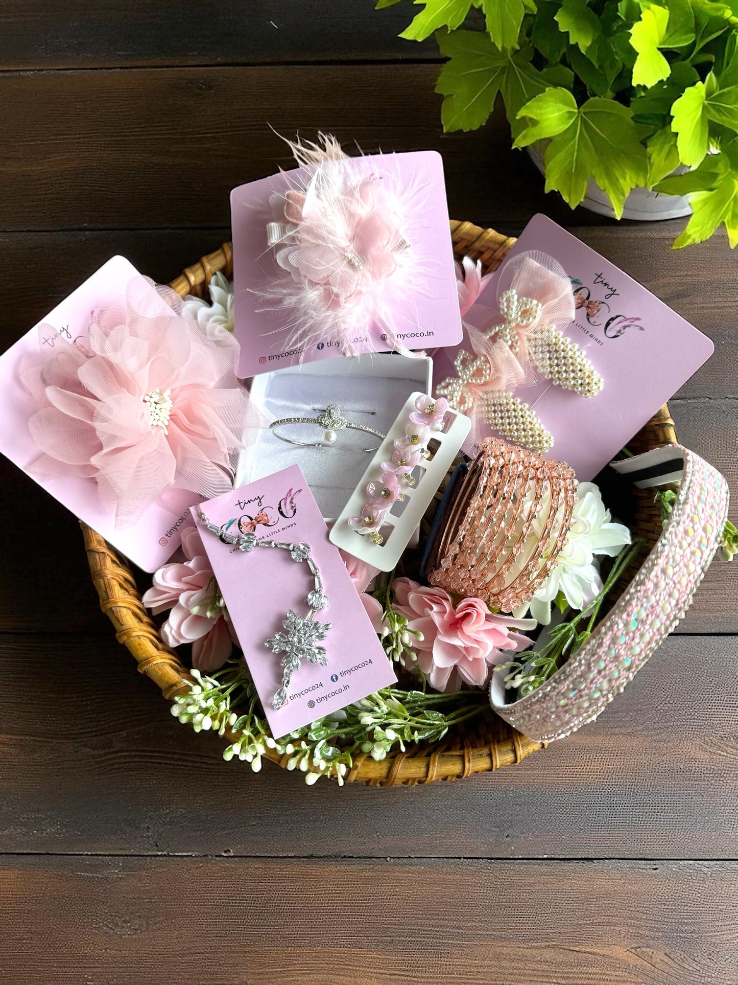 Pink & Pearl Royalty Gift Box