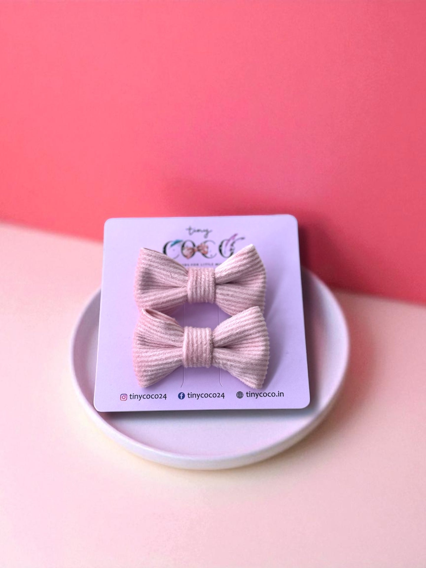 Soft Ribbed Pigtail Bows