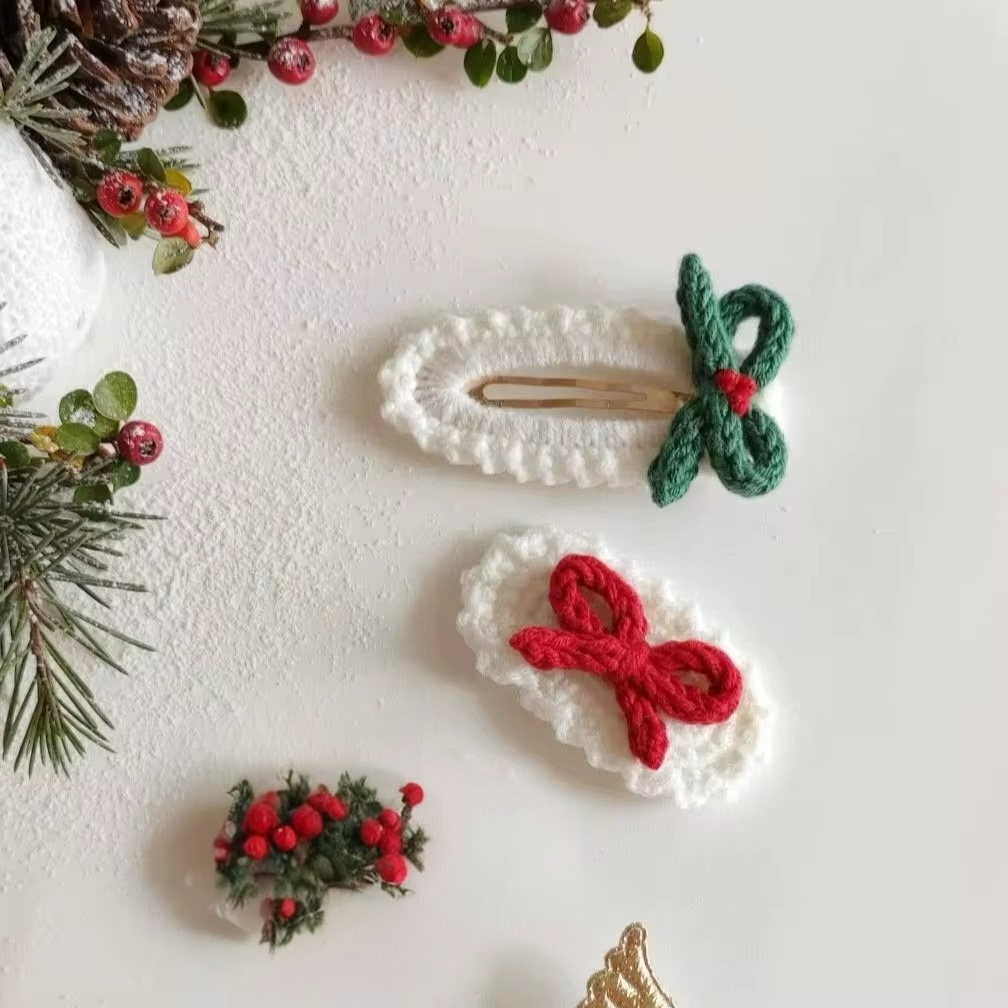 Snowflake Bow Snap Clips (Set of 2)