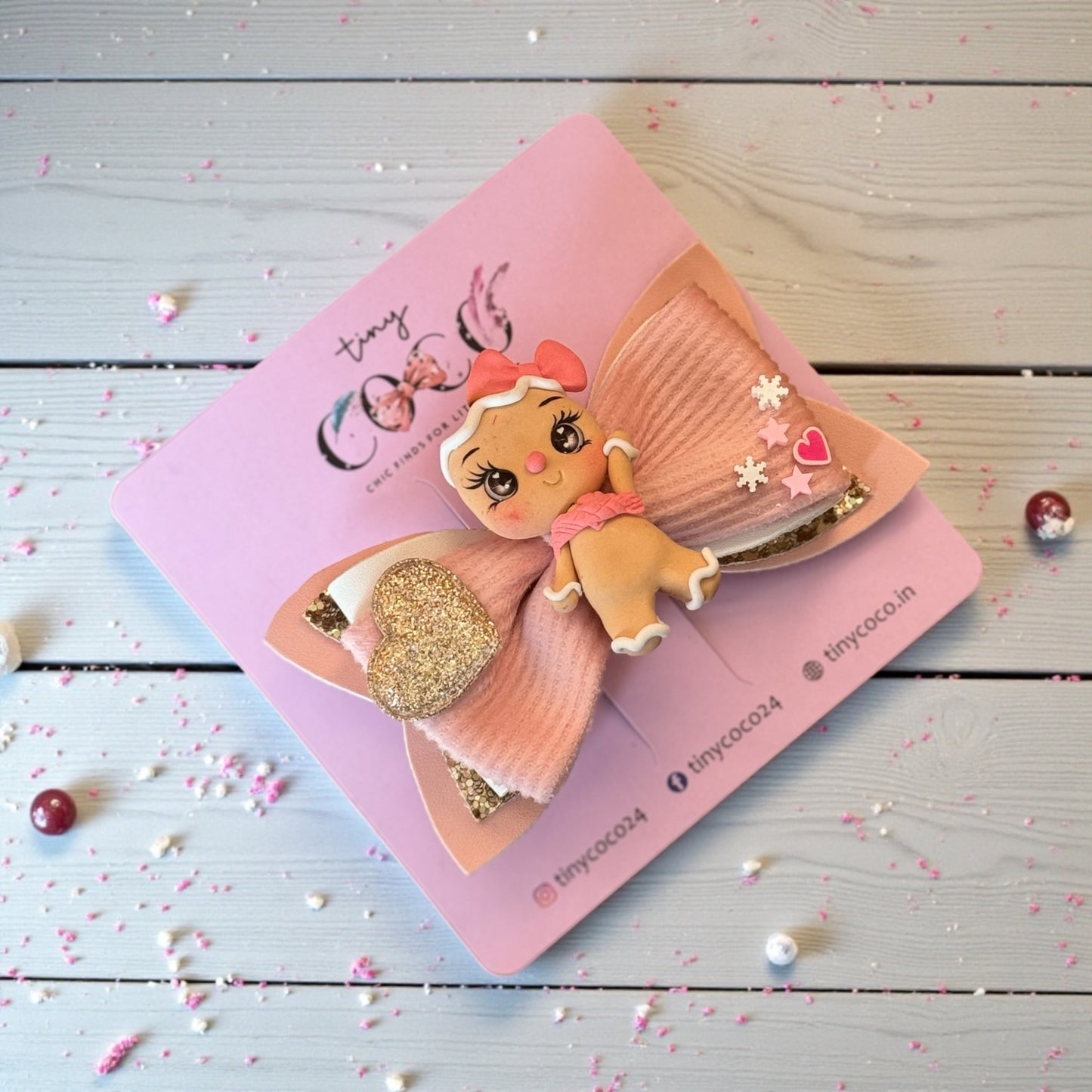 Sweetheart Gingerbread Girl Statement Bow