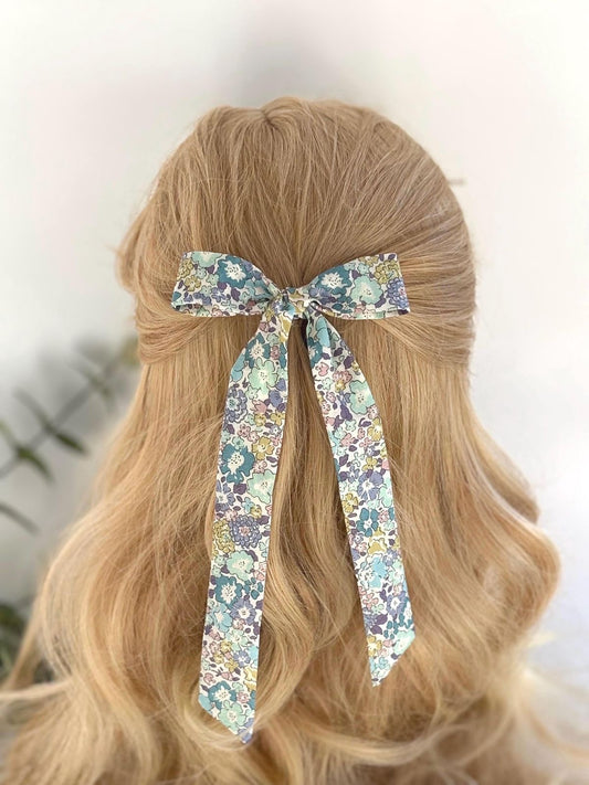 Willow Garden Long-Tail Bow