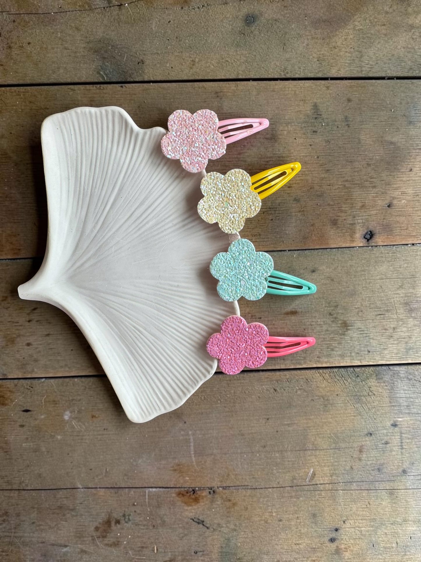 The Glitter Blossom BB Clip Sets
