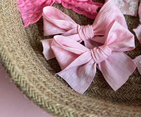 Charming Crinkle Pigtail Bows