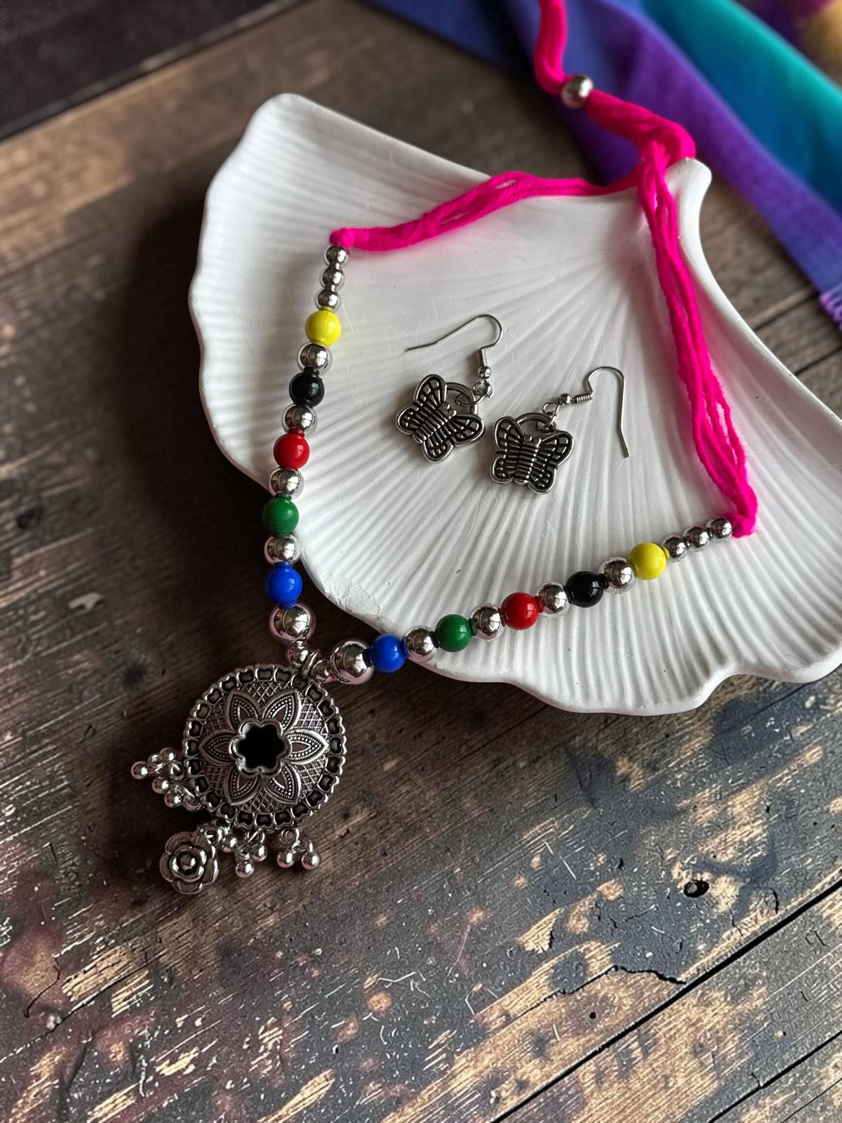 Ethnic Floral Medallion Choker Necklace Set