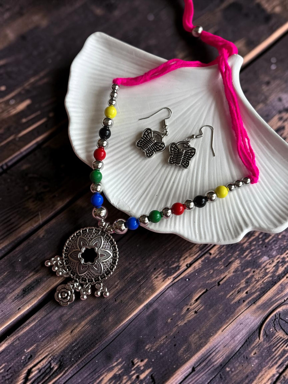 Ethnic Floral Medallion Choker Necklace Set