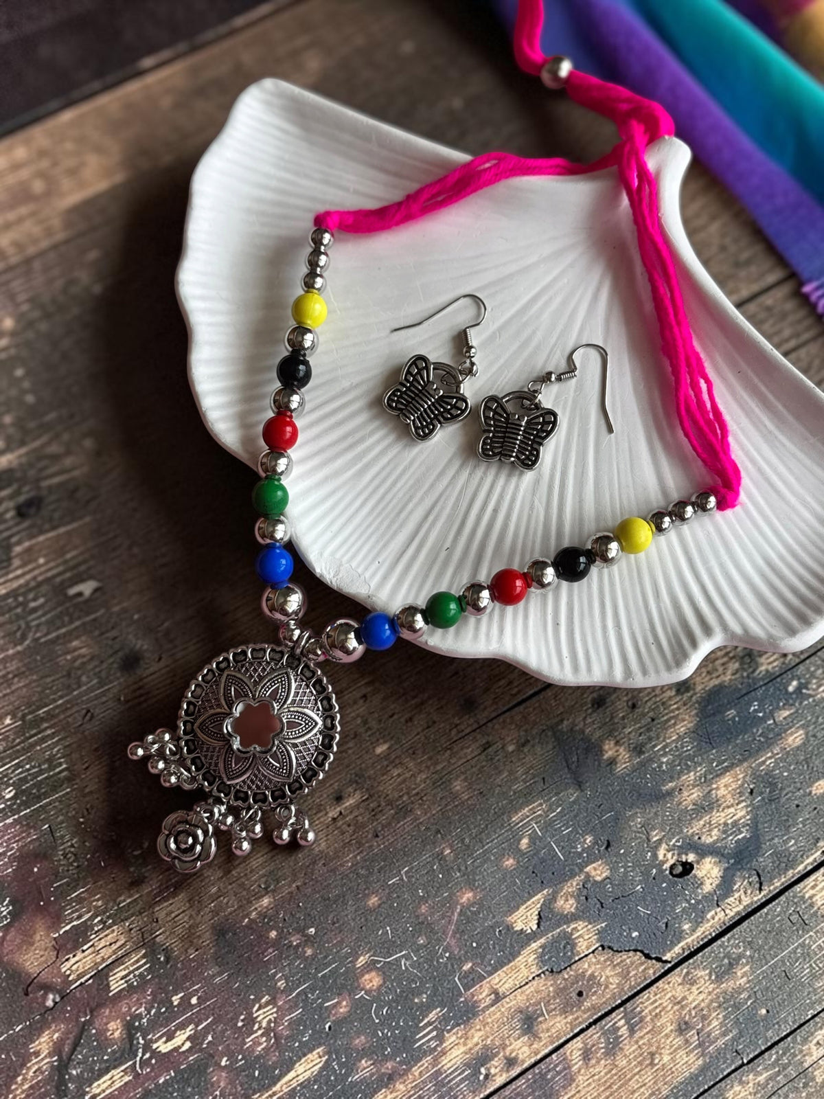 Ethnic Floral Medallion Choker Necklace Set