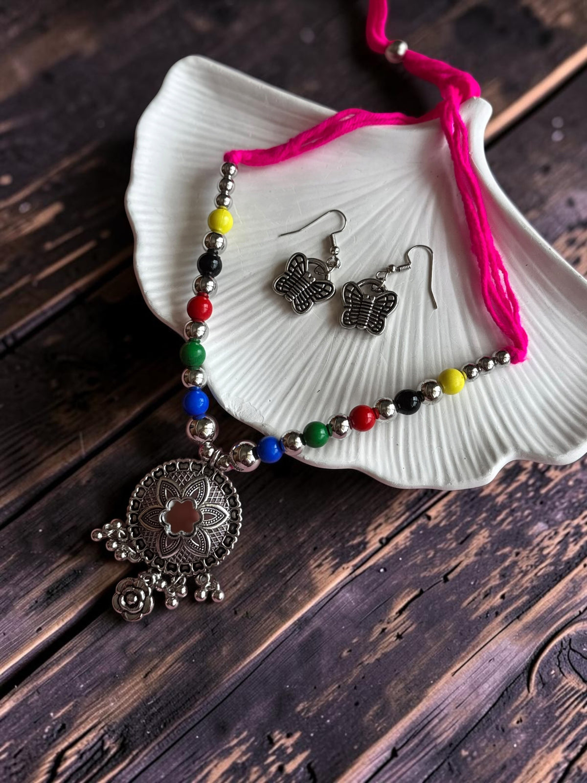 Ethnic Floral Medallion Choker Necklace Set