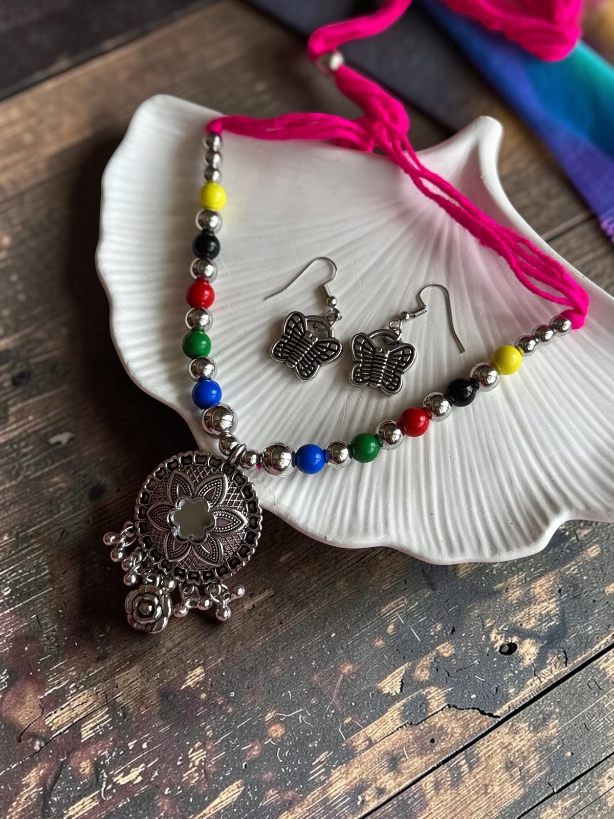 Ethnic Floral Medallion Choker Necklace Set