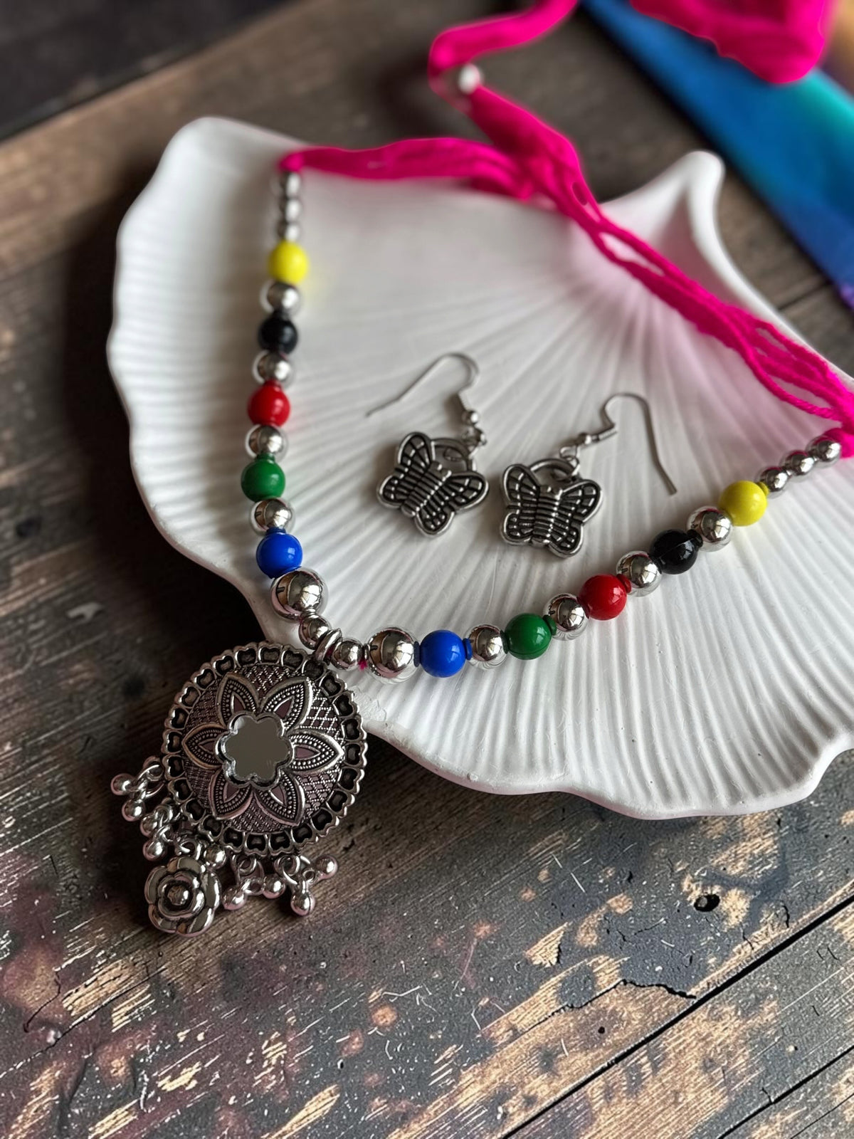 Ethnic Floral Medallion Choker Necklace Set