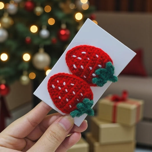Sweet Berry Holiday Clips