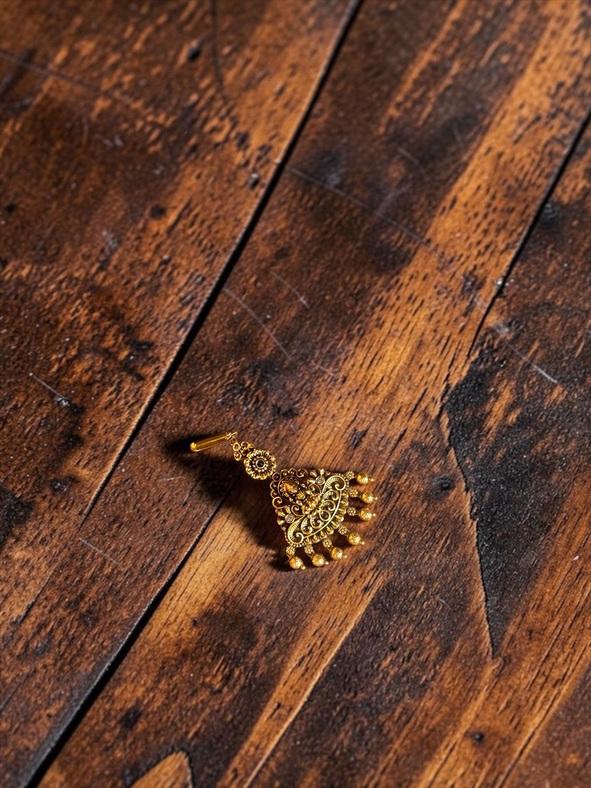 Shree Floral Antique Gold Tikka