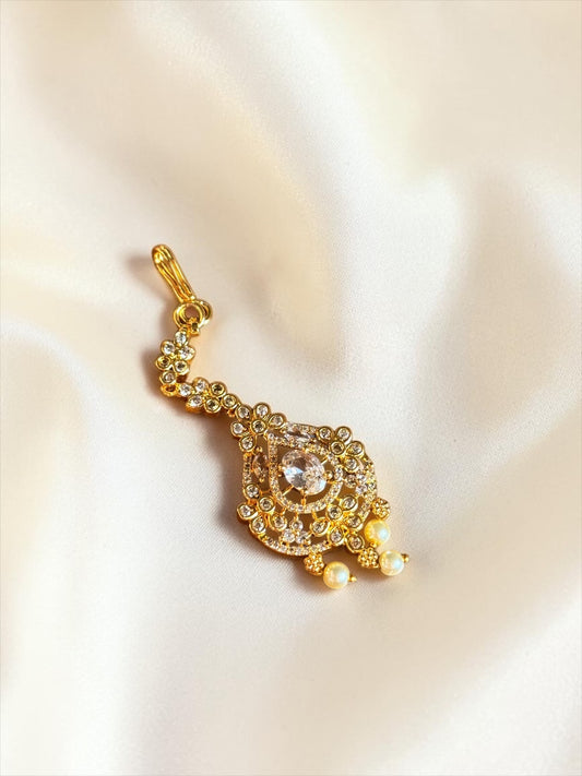 Noor Crystal & Pearl Gold Maang Tikka